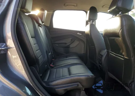 2014 Ford Escape Se z USA, uszkodzony, nr VIN 1FMCU0GX8EUD64618